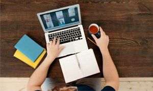 CEO-ul Zoom susţine că inteligenţa artificială ne va scurta săptămâna de lucru